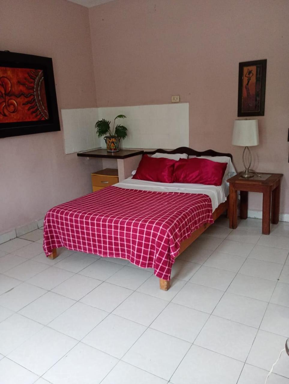 En Planta Alta A Pie De Avenida Cozumel Exterior foto